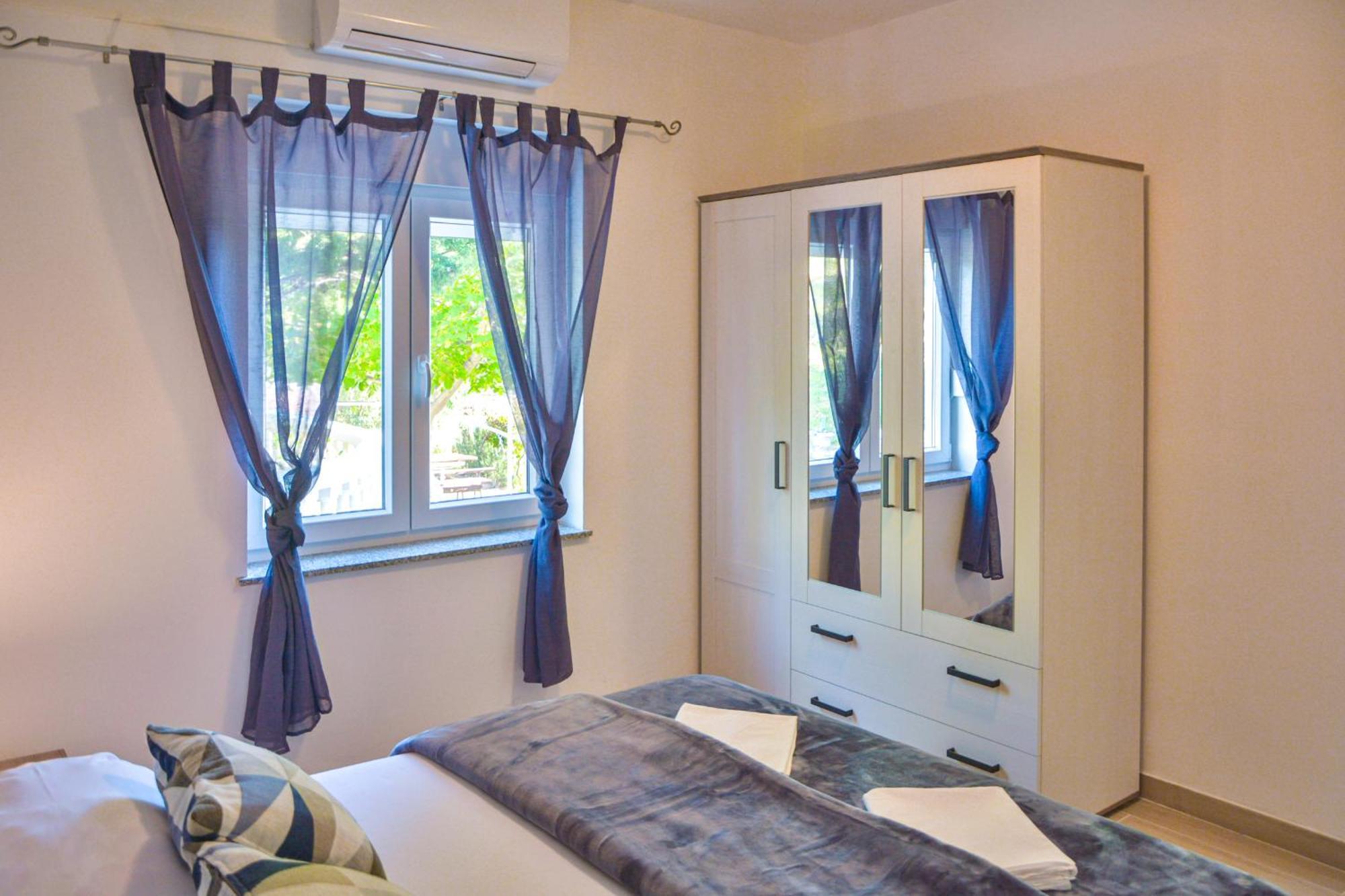Apartments Did Ive Sibinj Krmpotski Rom bilde